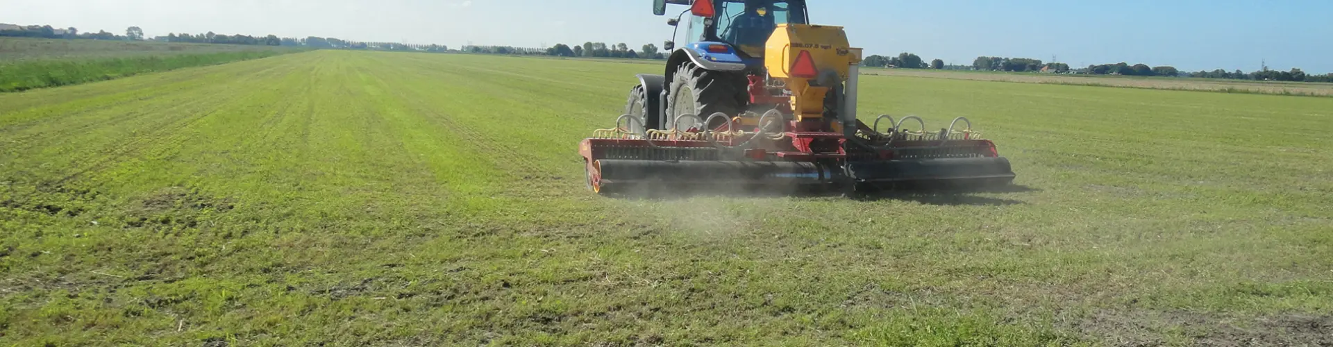 Nachsaat: Grünlandverbesserung, die innerhalb eines Jahres wieder eingebracht ist!